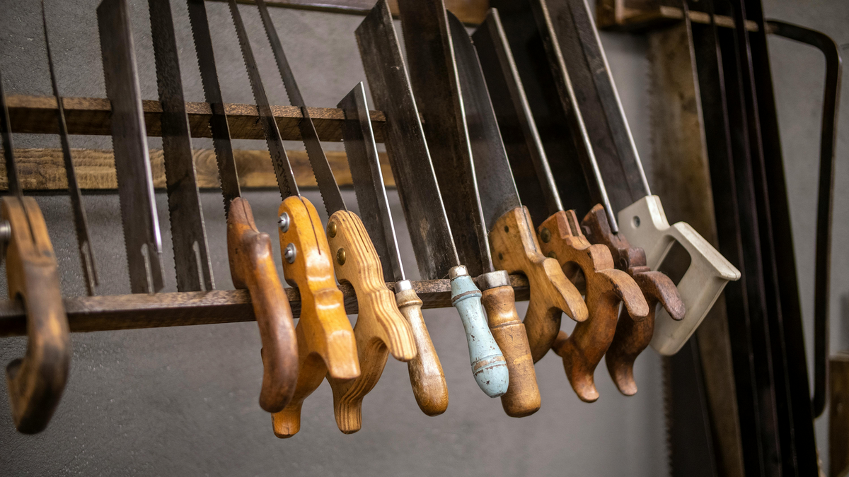 How to Sharpen and Maintain Your Hand Saw for Perfect Cuts